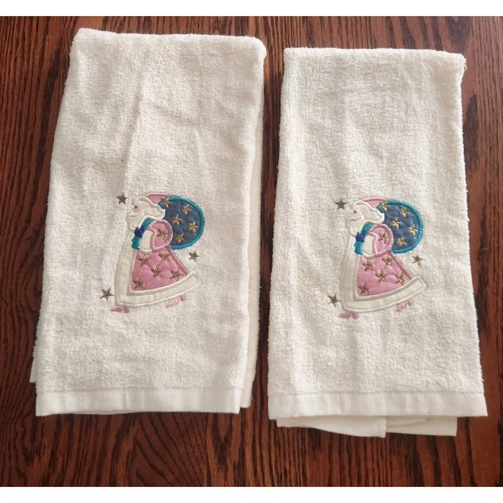 Saturday Knight Holiday 2 pc Hand Towel‎ Set Embroidered Pink Kitchy Christmas